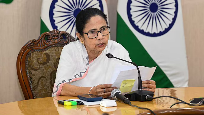 mamatabanerjee04101019816x9_0.jpg