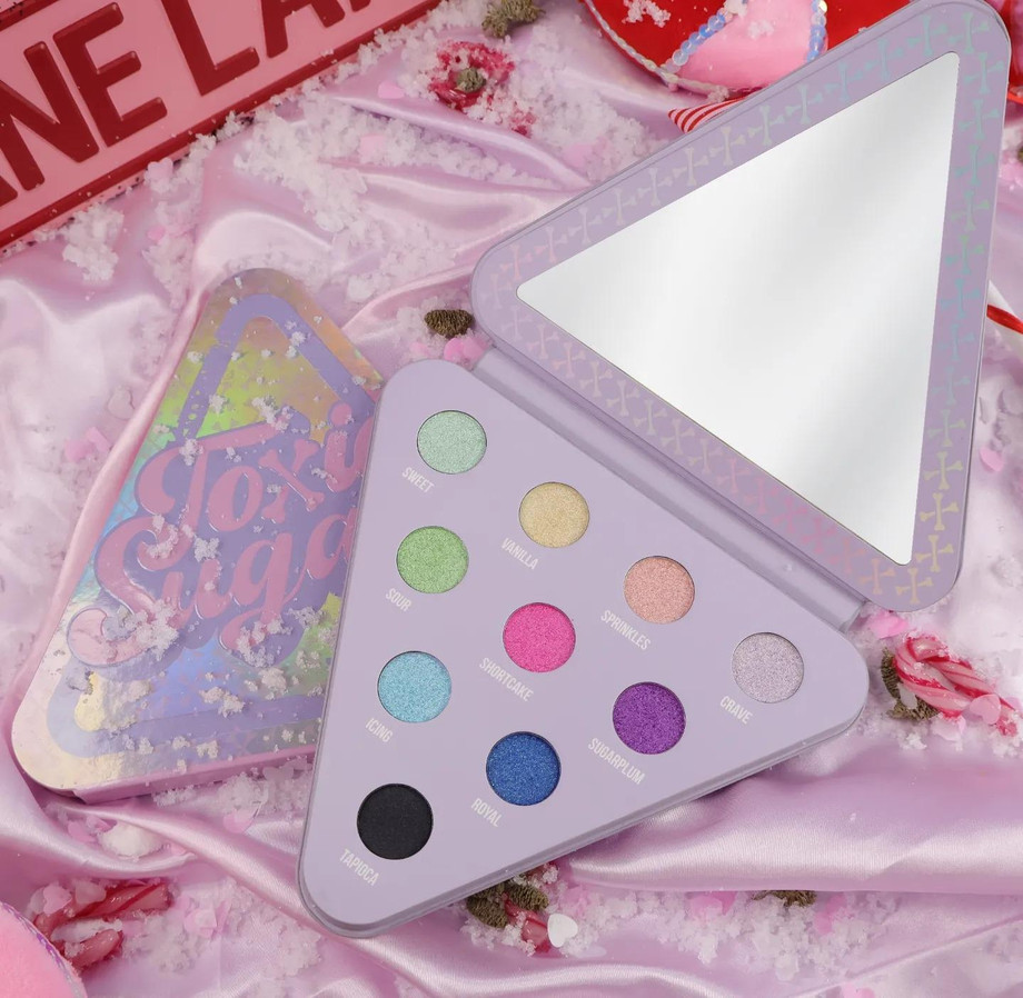 eyeshadowpalette.jpg