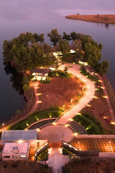 holidayvillanearmumbai.jpg