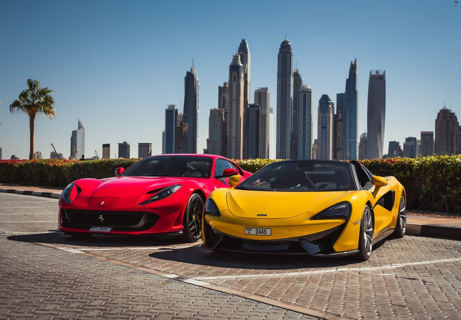 2avvenicesuperiorcarrentaldubailuxurylifestyledesertbluelamborghinihuracanevorwdspyderferrariporschemclaren.jpg