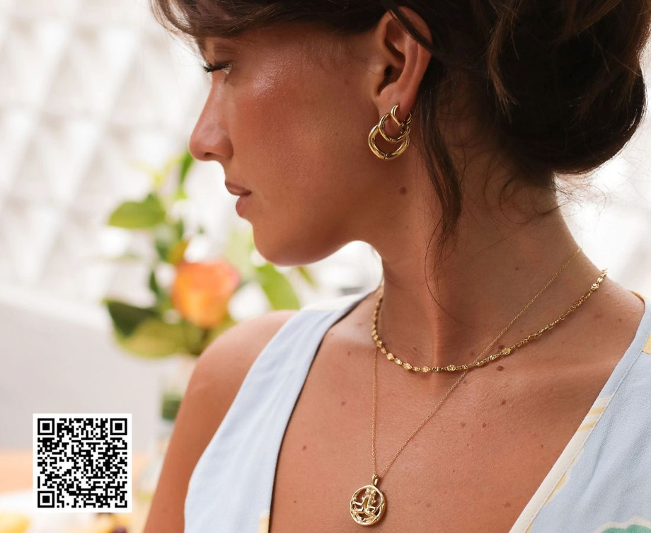 whyallisonkaufmansjewelryistheultimatesymboloflove.jpg