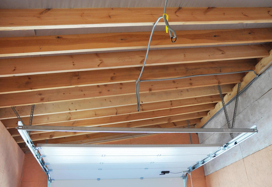 garagedoorinstallation.jpg