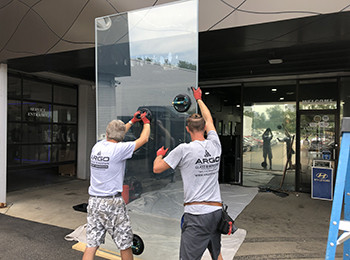 storefrontglasscommercialwindowrepair.jpg