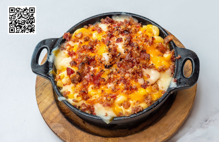 dutchovenchickenpotpieacomfortfoodclassic.jpg