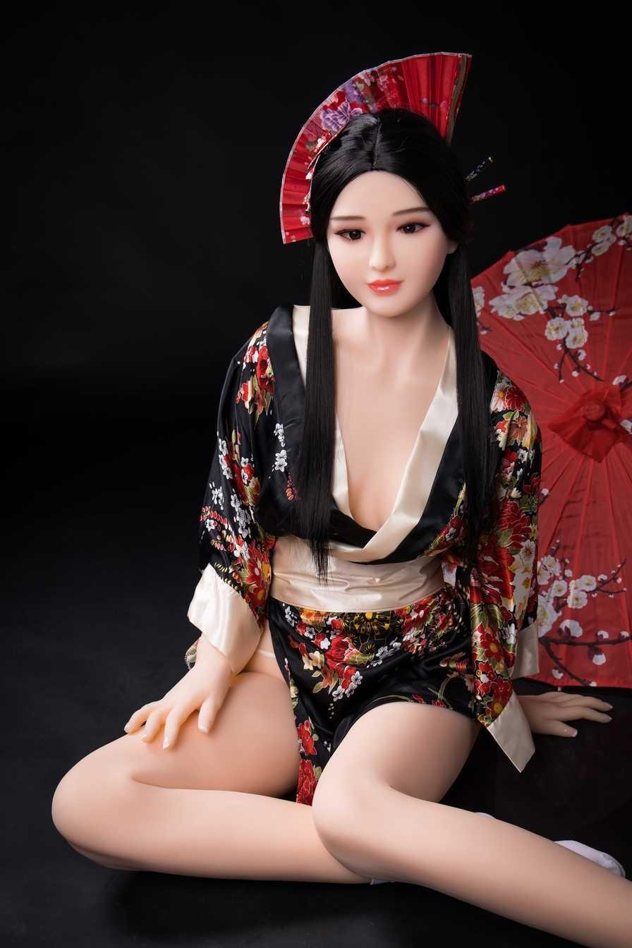 realisticjapaneselolisexdoll5.jpeg