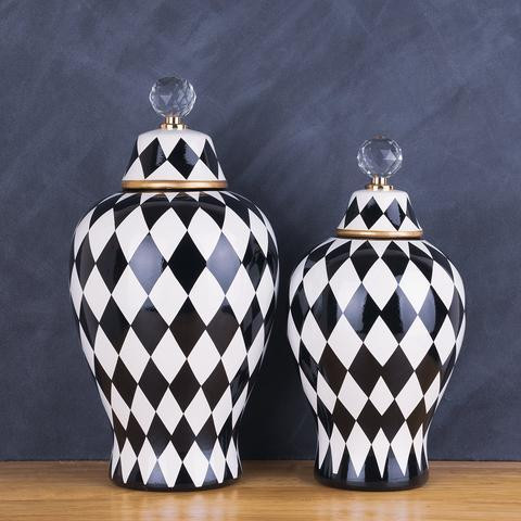 the_london_checkerboard_ceramic_decorative_vase_480x480.jpg