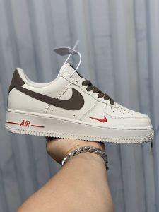 nikeairforce1viennausieucap3225x3001.jpg