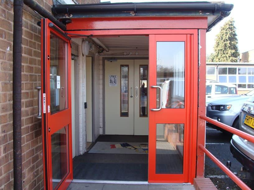 rsz_turves_reen_school_aluminium_door_002.jpg