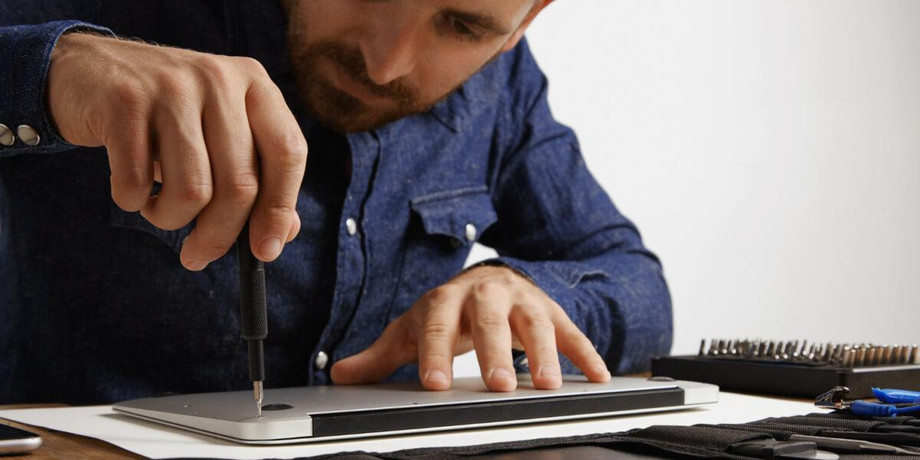 macbookrepairinlasvegas1200x600.jpg
