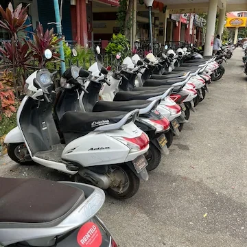 gobikesmmmainroadbangalorebikeonrentnicnt7naly250.webp