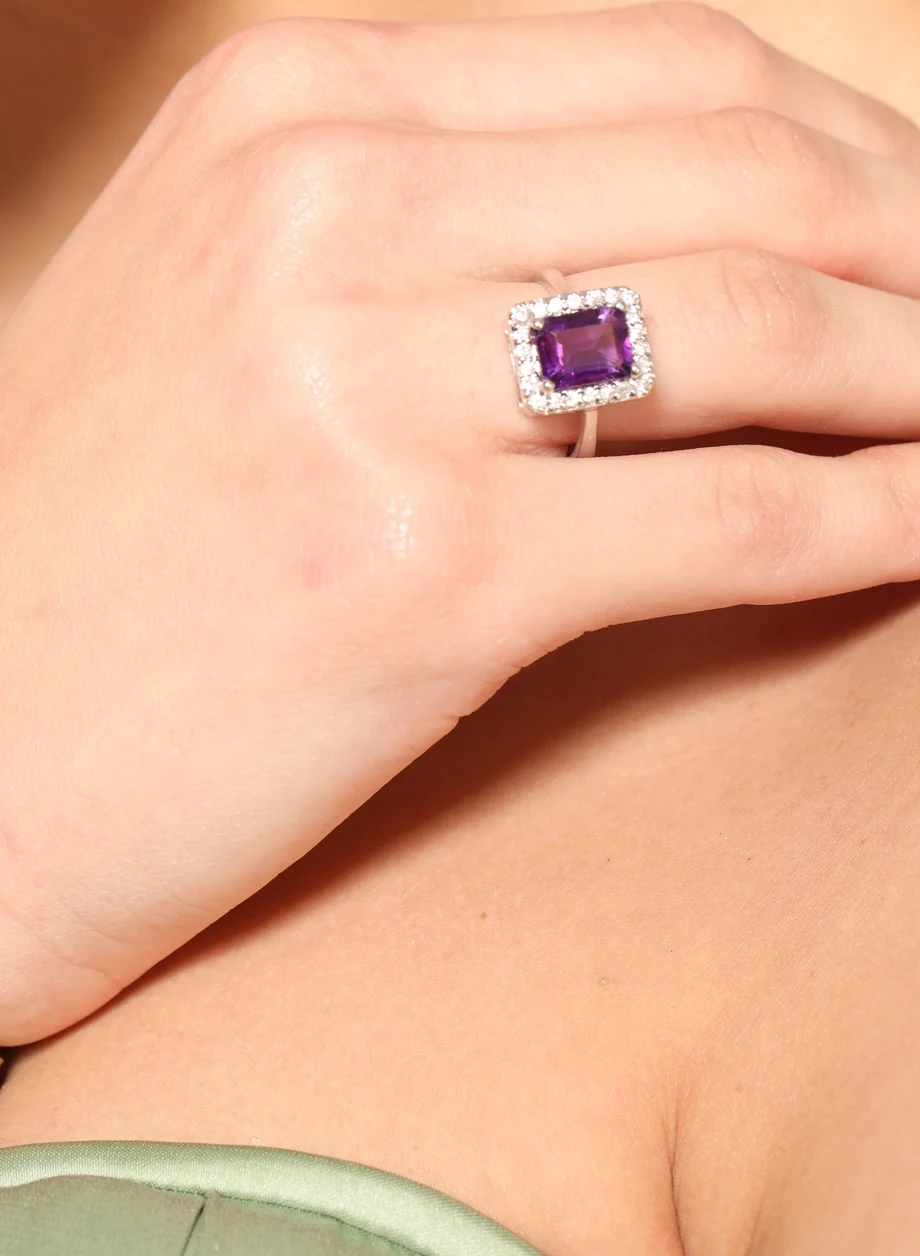 aurora_halo_ring_with_natural_amethyst_and_cubic_zirconia_1.webp