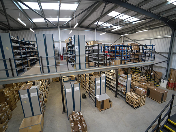 warehousemezzanineaisleindia.png