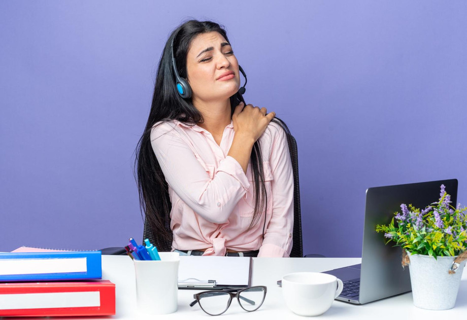 ergonomictipstoreduceneckpainatwork.jpg