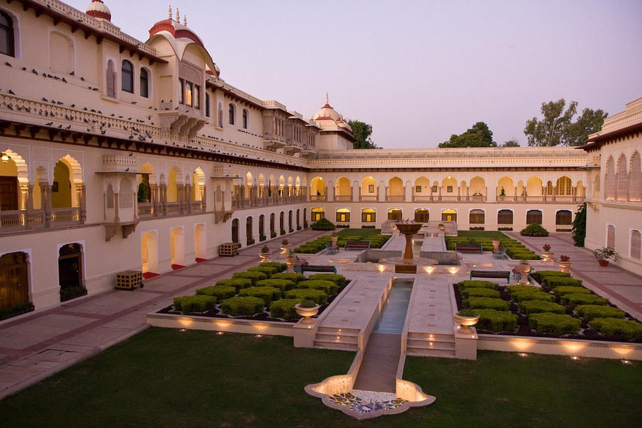 rambaghpalace.jpg