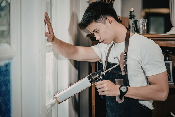 professionalcaulkingserviceswhyhiringexpertsmattersforlonglastingresults.jpg
