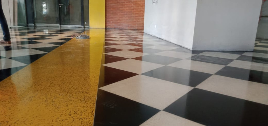 epoxyflooringcoating2.jpeg