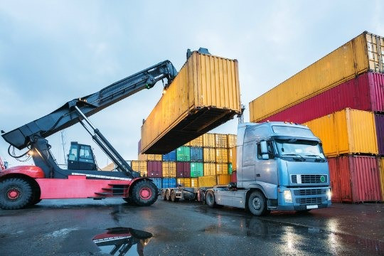 imgi_30_truckatport.jpeg