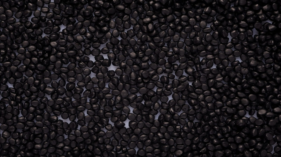 black1.jpg