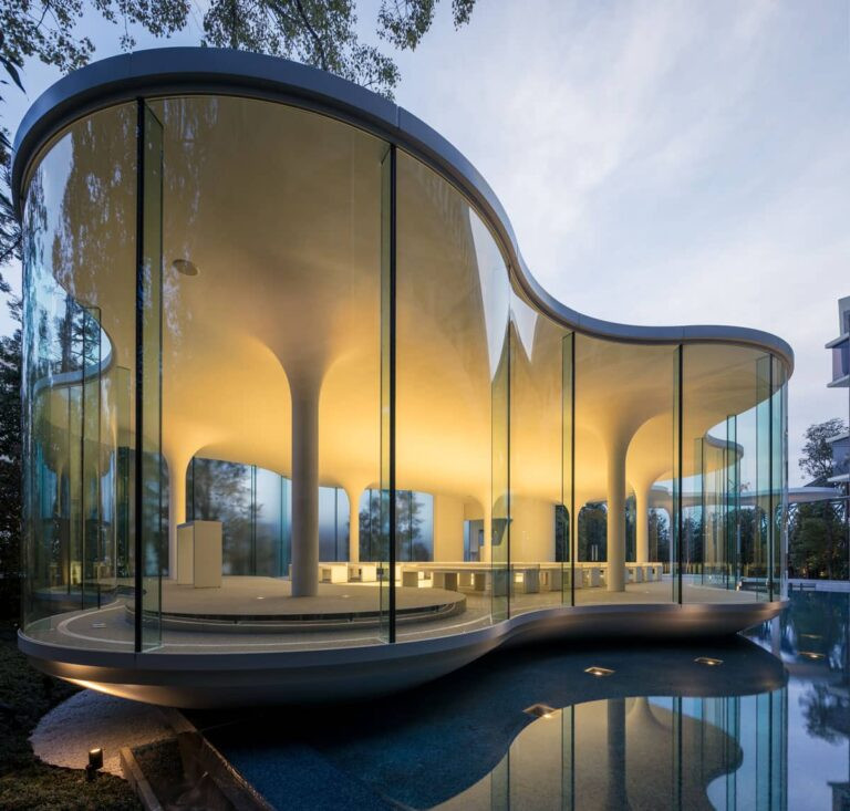 curvedglassmodernweddingchapelchurchjapan_1768x733.jpeg