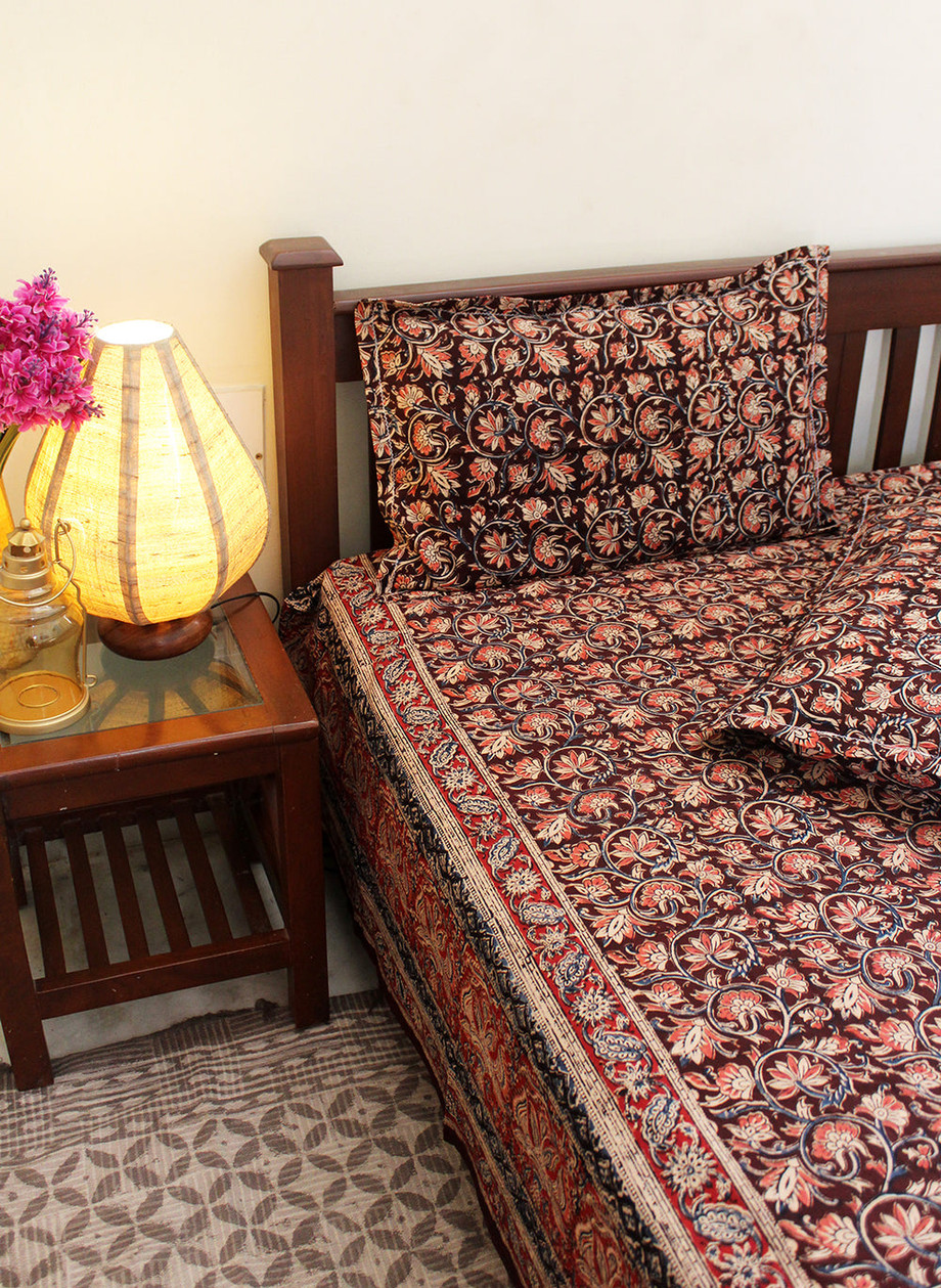 brownkalamkarihandblockprintedpurecottonkingsizebedsheetwithpillowcovers2.jpg