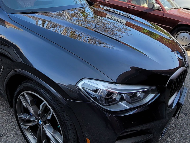 imgi_112_bmwblacksuv1.jpeg