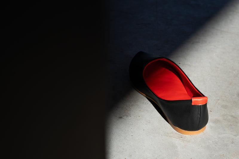 rojo_joco_shoes_202411_800x800.jpg