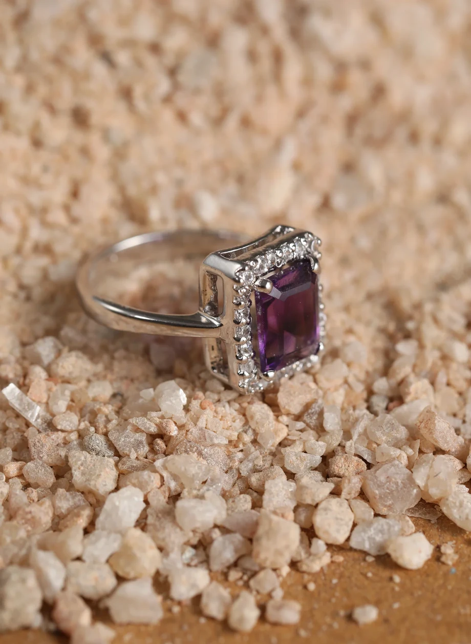 aurora_halo_ring_with_natural_amethyst_and_cubic_zirconia_2.webp