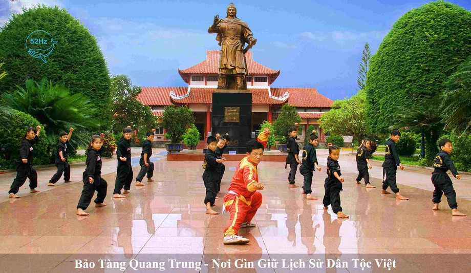 4baotangquangtrung.jpg