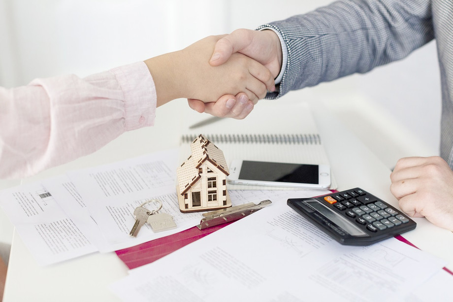 shouldibuymyhousefromawebuyhousescompany.jpg