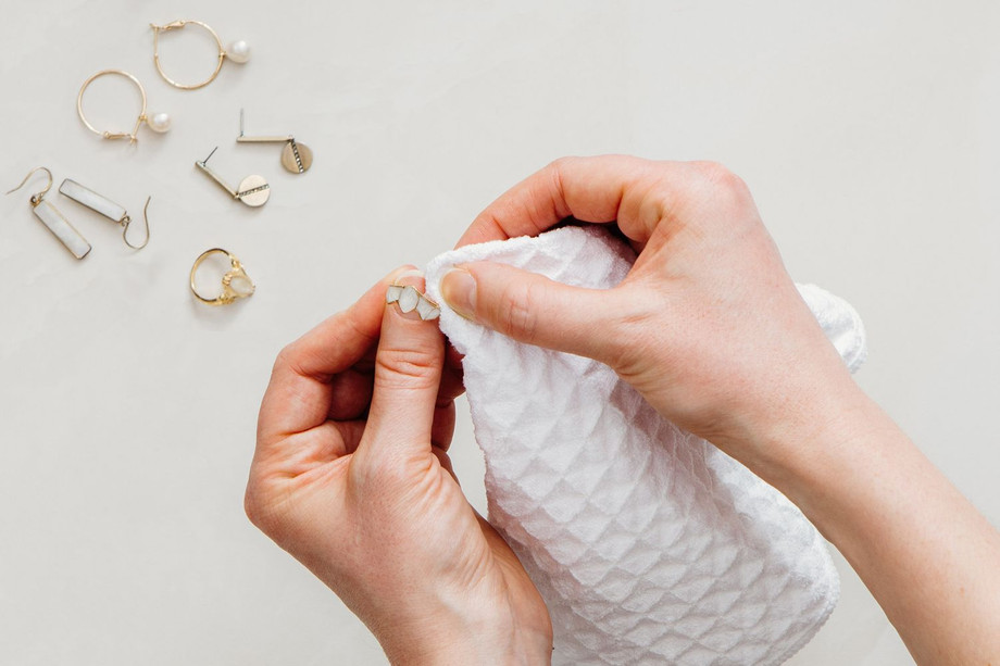 howtoproperlycleancustommadejewelry.jpg