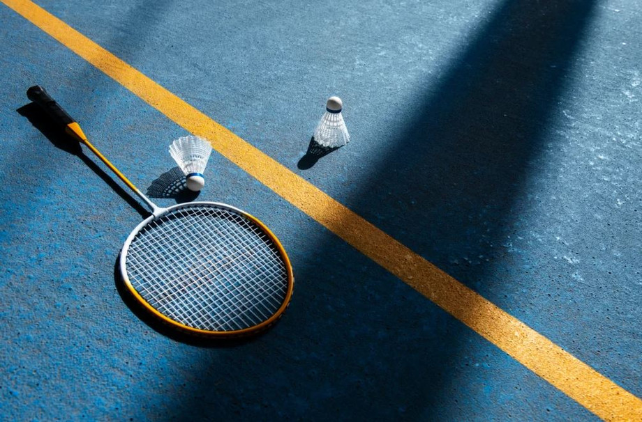 badmintoncourtflooring.JPG