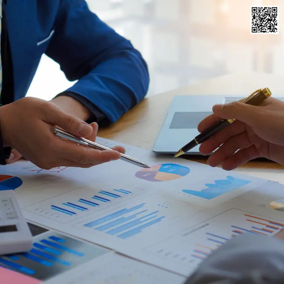howtoselecttherightfinancialpartnerforyourcompany.jpg
