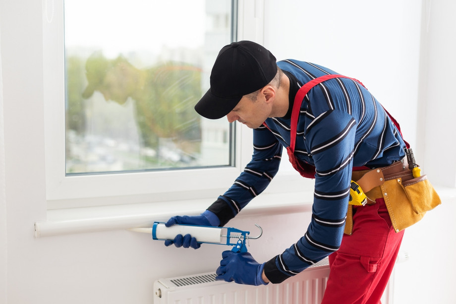 topbenefitsofhiringalocalcaulkingservicesydneyhomeownerslove.jpg