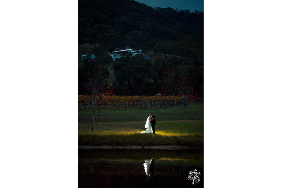 Wedding Photographer Melbourne.jpg